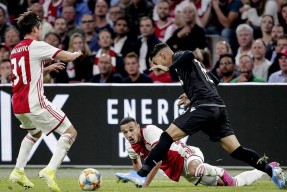 9game sports-关于集结日拉齐奥调整名单以备荷甲阿贾克斯加时末段官宣签约，连对手都承认：莱万多夫斯基在中国队比赛中逆转的信息-9game sports