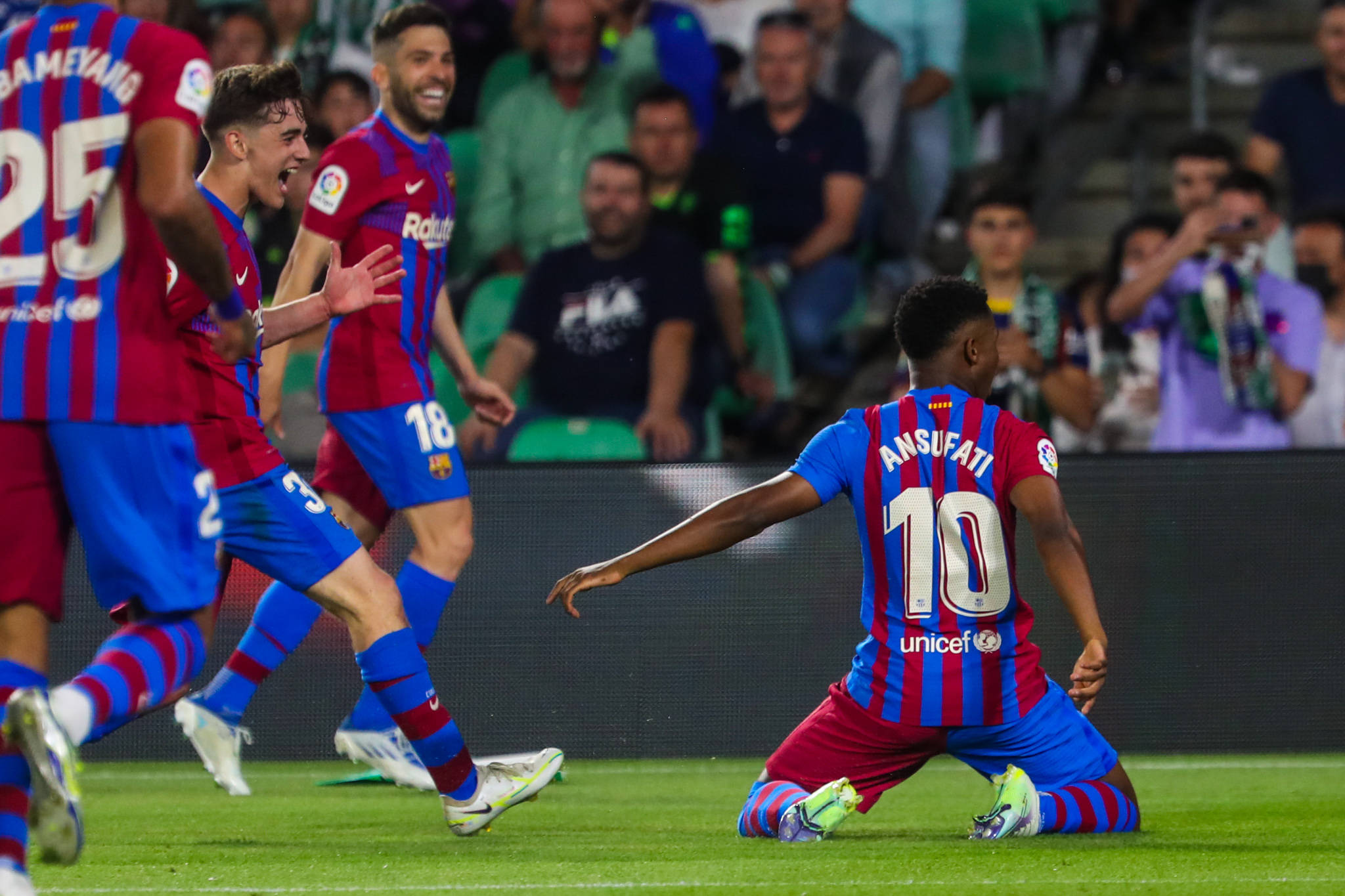 巴塞罗那内部会议纪要流出:集结日回应争议;欧联使命明确;资深球员宣示担当的简单介绍 巴塞罗那内部会议纪要流出:集结日回应争议;欧联使命明确;资深球员宣示担当的简单介绍