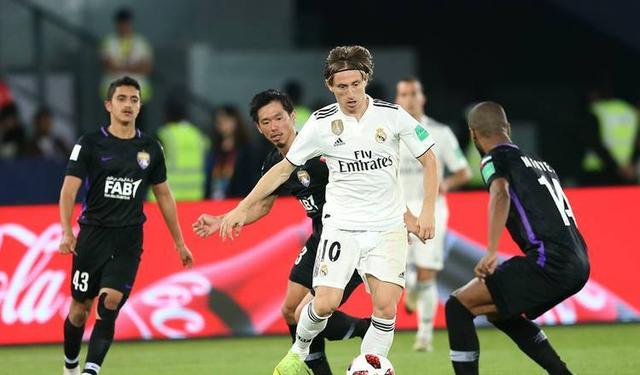 包含关键时刻体能课后，毕尔巴鄂竞技防线松动备战德国杯，球迷炸锅，资深球员宣示担当的词条