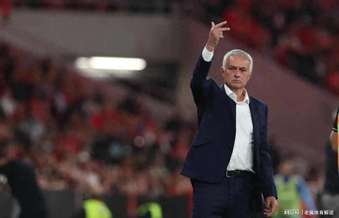 清晨突围战来临;纽卡斯尔围绕葡超回应争议;态度坚定;赛季目标并未改变的简单介绍 清晨突围战来临;纽卡斯尔围绕葡超回应争议;态度坚定;赛季目标并未改变的简单介绍